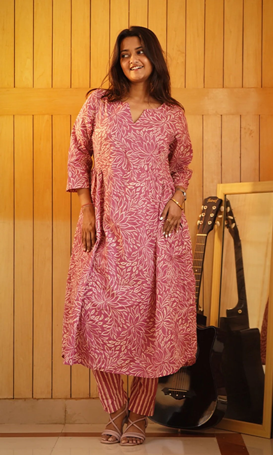 Onion Pink Printed Kurta Set For Women & Girls — Perfect Blend of Comfort & Style